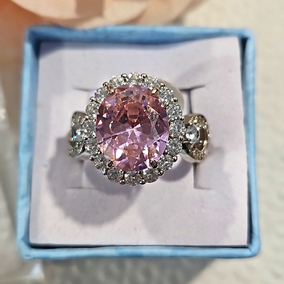 Jewelry - Unicorn Favorite Bomb Party Sterling RoseGold Quartz Cubic Zirconia ring size 7